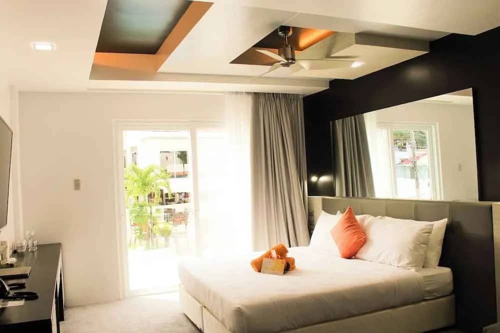 Premium Suite Room - image