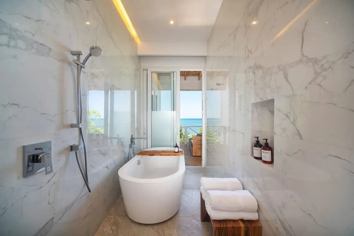Ibagari bath tub