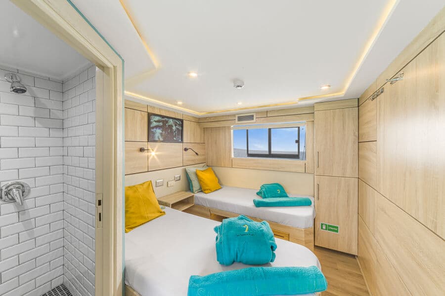 Standard Twin or Double bed Upper Deck - image