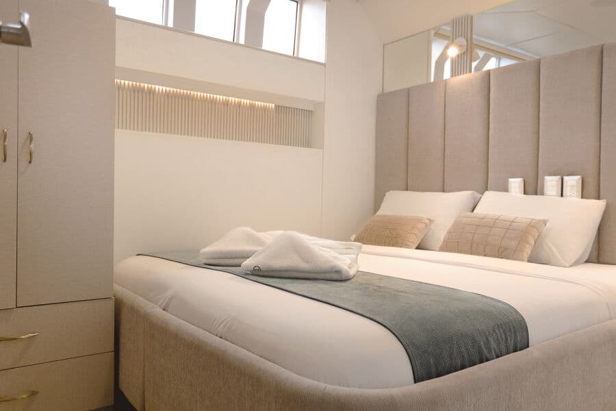 Stateroom Lower Deck - image