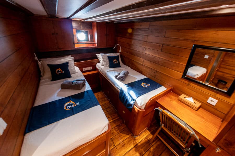 Standard Lower Deck - image