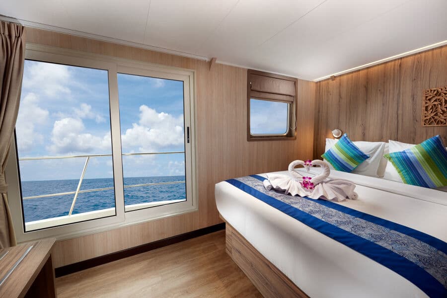 En-suite Room Upper Deck - image