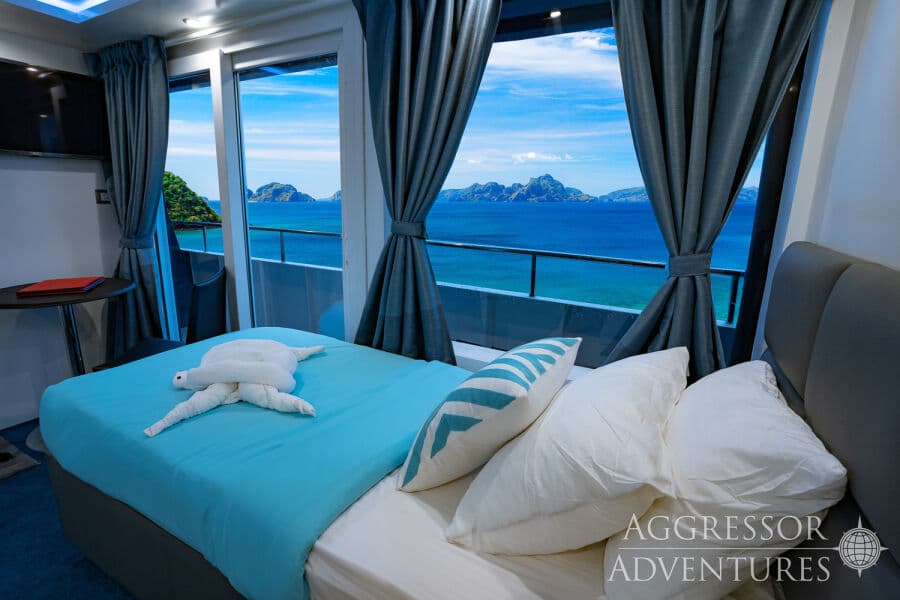 Balcony Suite Upper Deck - image