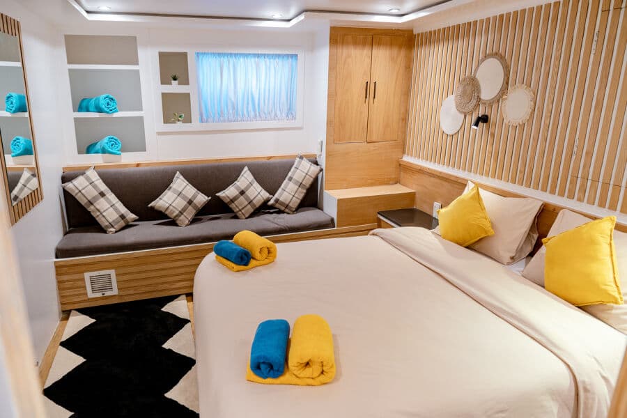 Suite Lower Deck - image