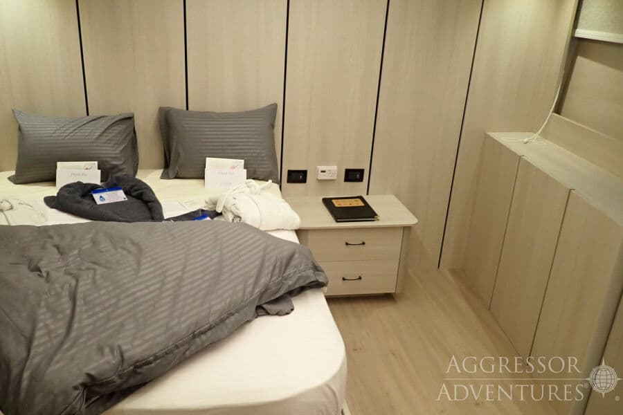 Master - various decks  - image