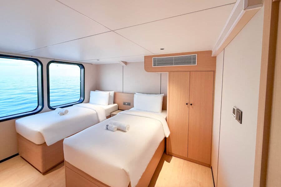 Sea View Main Deck - image