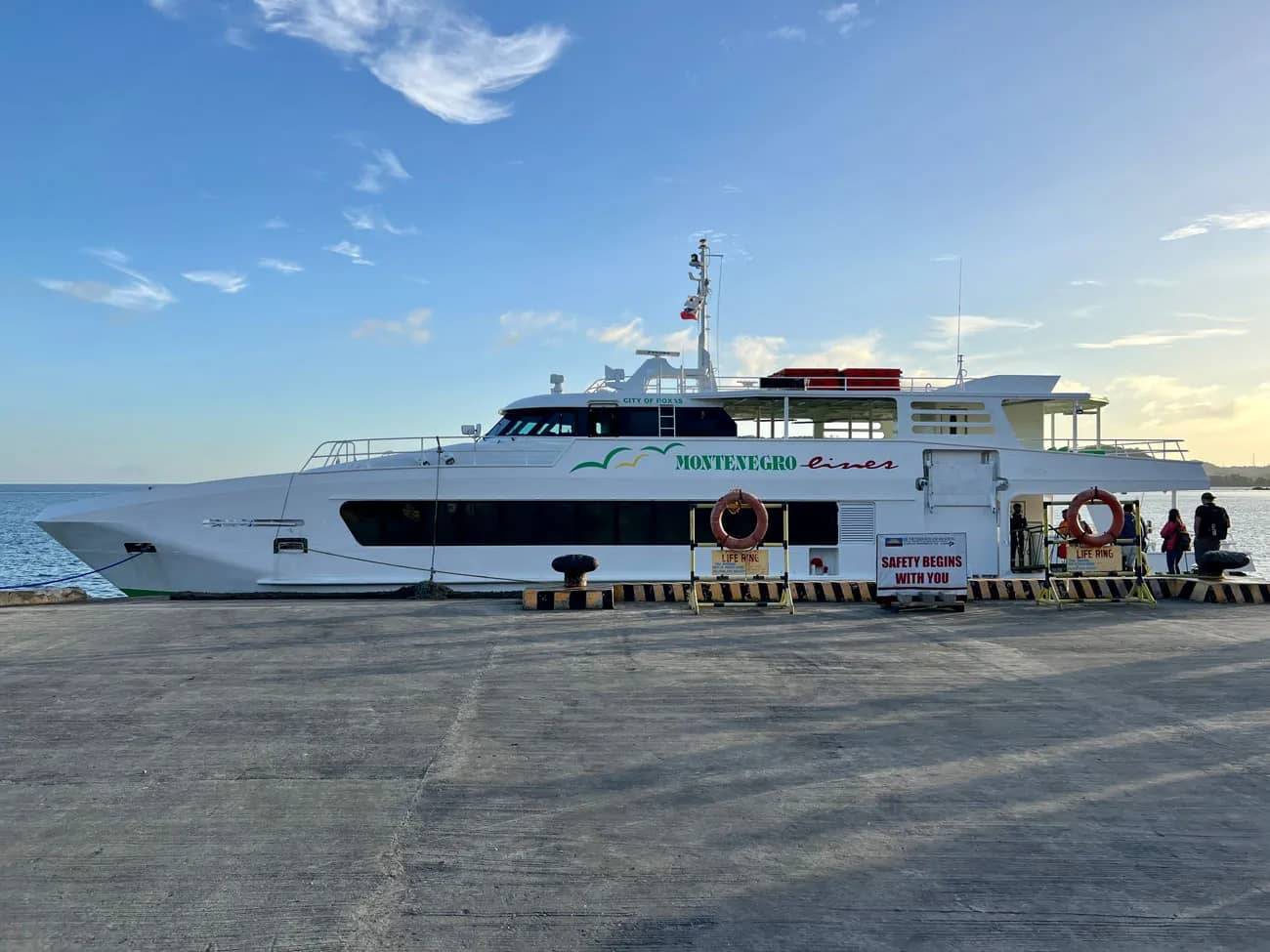 How to Travel to Puerto Galera from Manila Using Public Transport How to Travel to Puerto Galera from Manila Using Public Transport