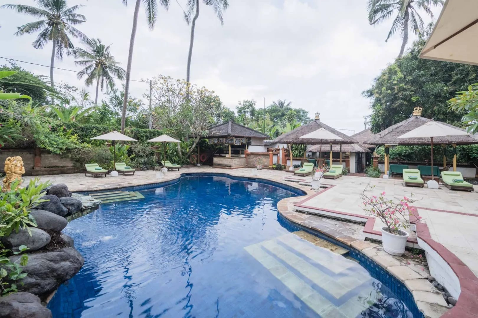 The Watergarden Hotel & Spa - image The Watergarden Hotel & Spa - image