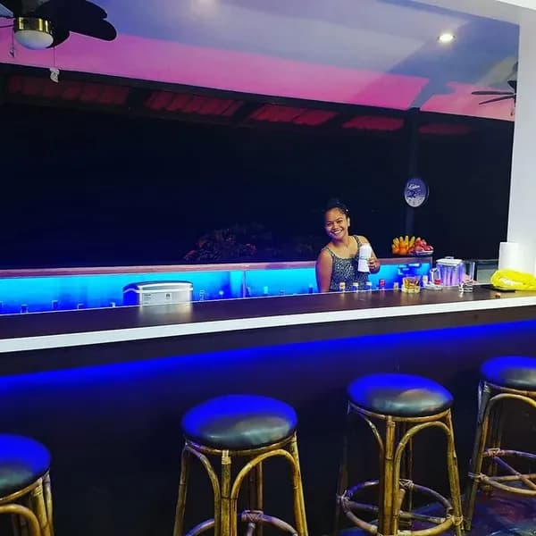 Bar area Bar area